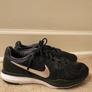 Nike in-season women's cross training shoes